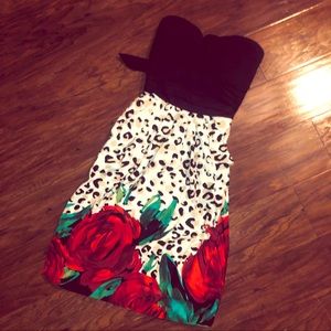 🧡4 for $17🧡 Leopard and roses print party dress
